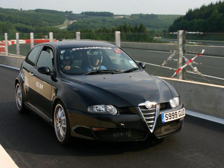  Alfa Romeo 147 GTA AM Super 2007 года  (фото 1 из 3)